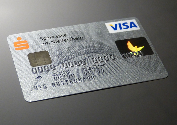 Four Credit Card Mistakes Many College Students Often Make