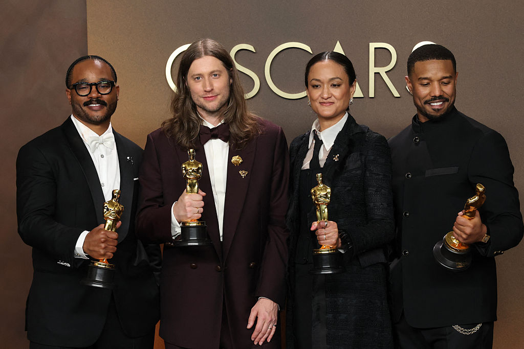 US-ENTERTAINMENT-FILM-AWARD-OSCARS-PRESS ROOM-TROPHY